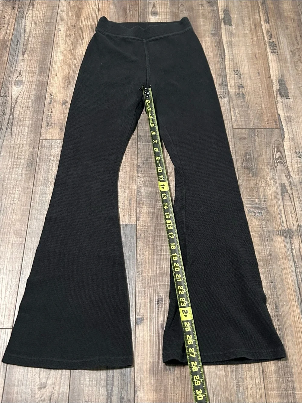 Offline By Aerie Pants Womens Small Black Flare High Rise Yoga Leggings Textured - Picture 5 of 6